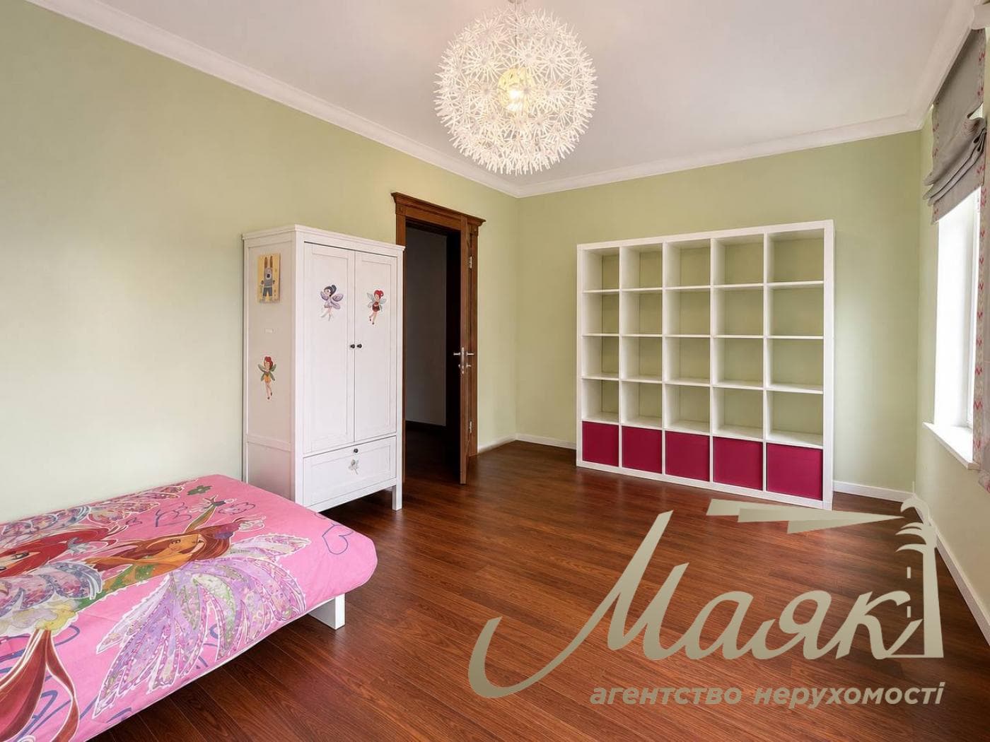 5-bedroom house for rent in Plyuty, Obukhov district
