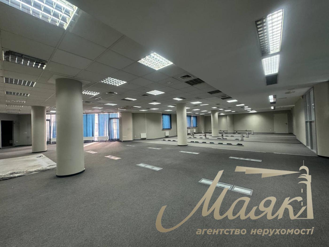 Аренда офиса с ремонтом в БЦ 850м2, булвар Тараса Шевченко, центр