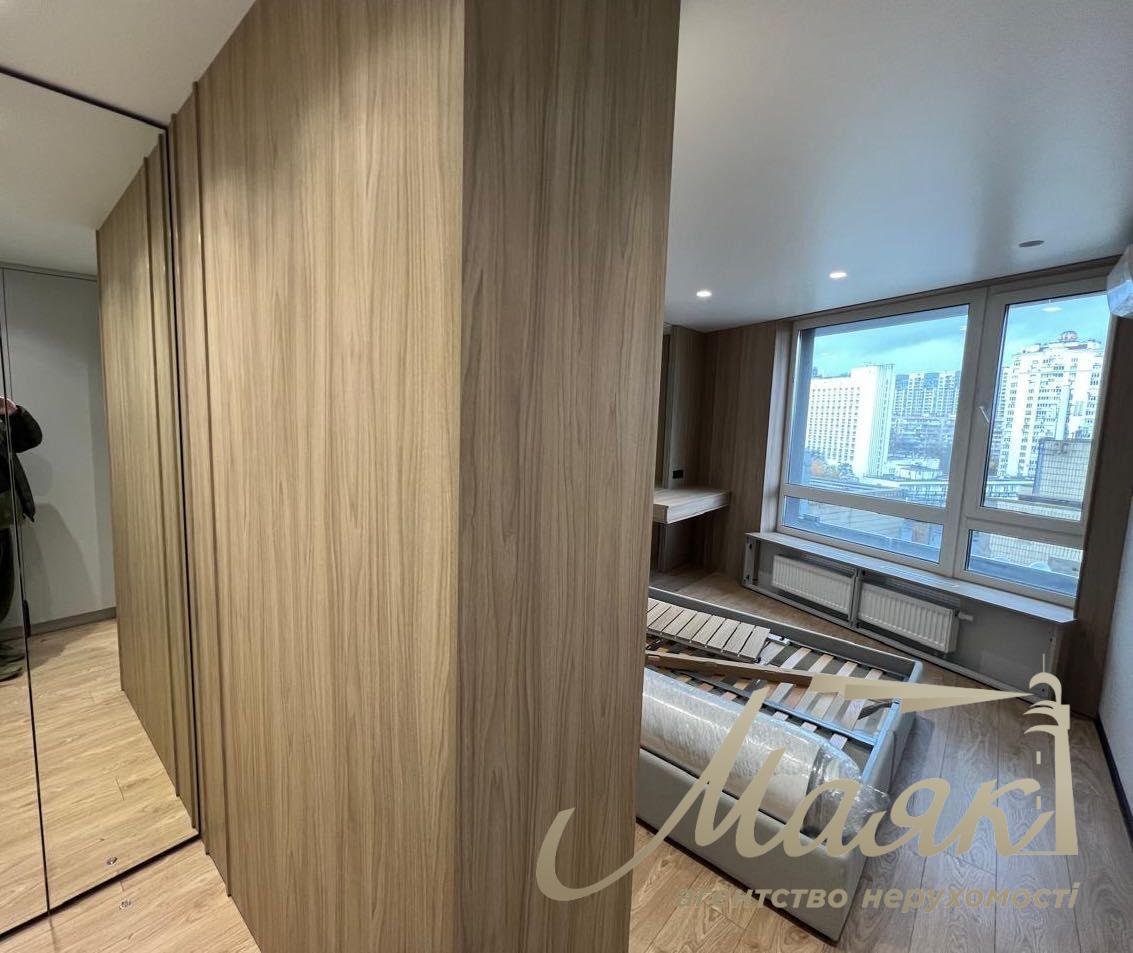 Продажа 2к. квартиры 65 кв.м в ЖК White Lines, просп. Голосеевский