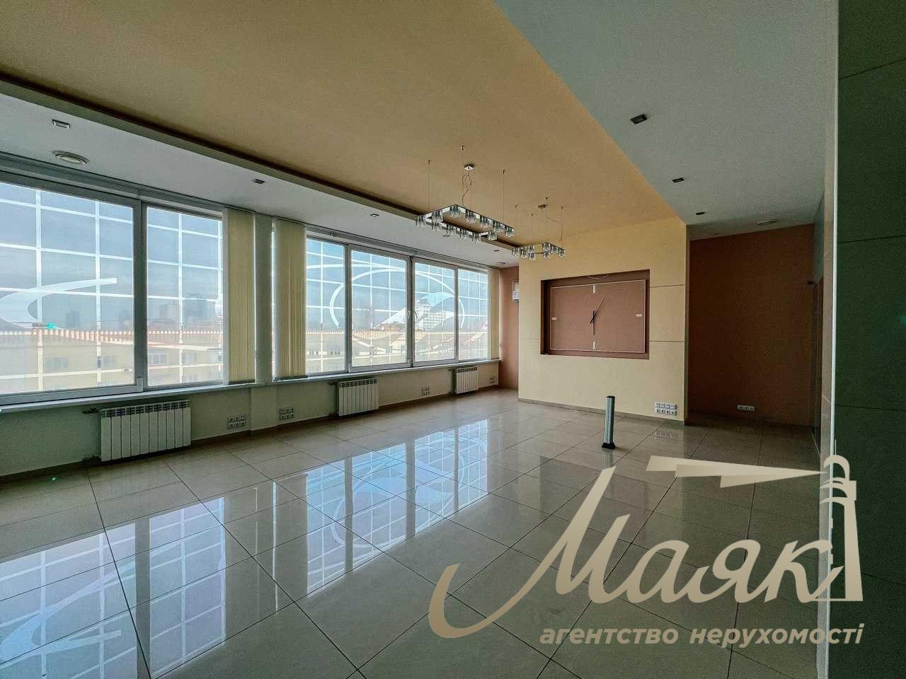 Оренда офісу на Печерську 1 158м2 на б-р Лесі Українки 26.