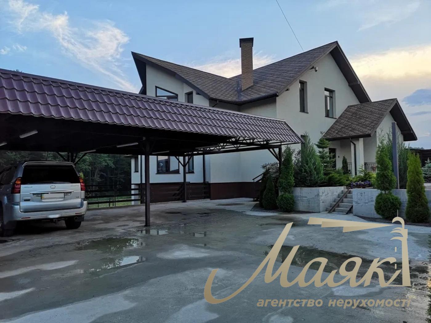 Оренда сучасного заміського будинку в с. Горбовичі