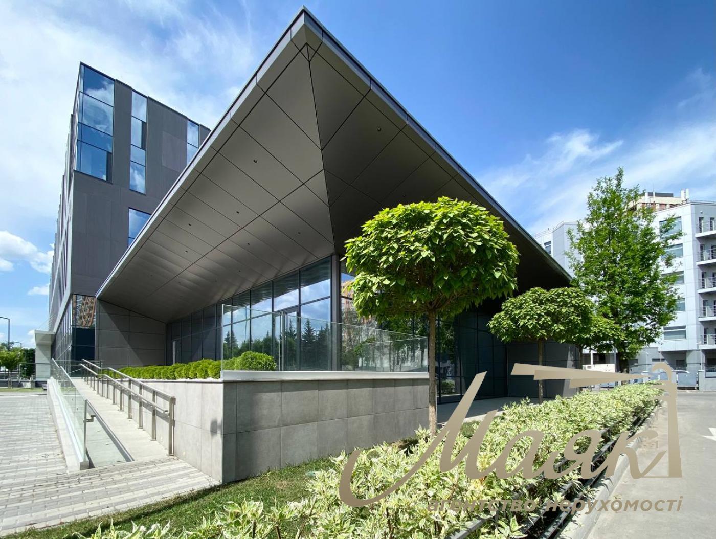 Аренда отдельно стоящее здание под ресторан 432м2, Нивки