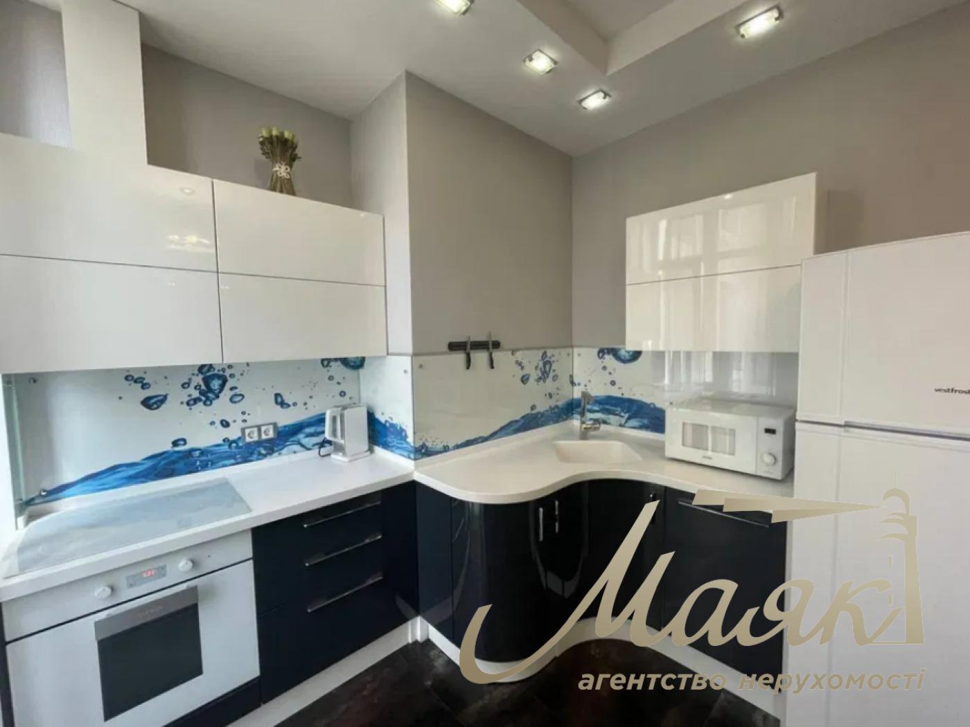 Аренда 1-комнатной квартиры Печерск ЖК Бульвар Фонтанов ул. Иоана Павла 6/1