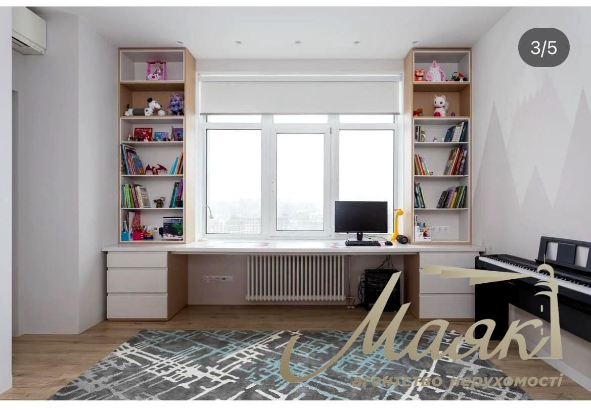 For sale 3-bedroom apartment in LCD "Novopecherskie Lipki", Verkhoglyada street (Dragomirov)