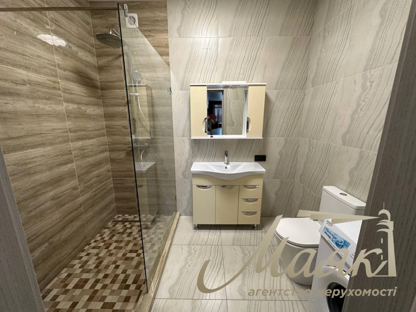 Оренда одноповерхового будинку 160м2 у Києві з повною автономією