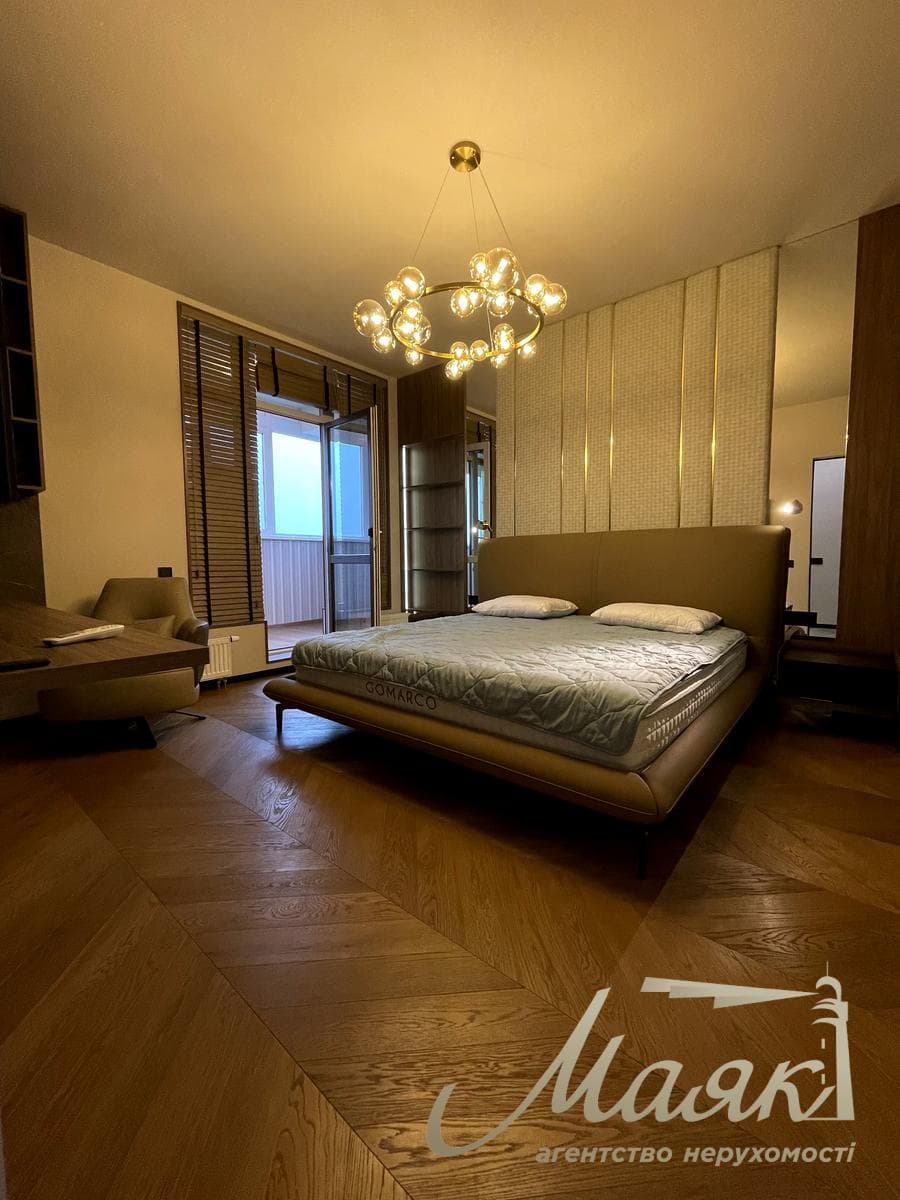 Продаж 2-кімнатної квартири площею 50 м² у ЖК «Новопечерські Липки», вул. Андрія Верхогляда (Михайла Драгомирова), 3