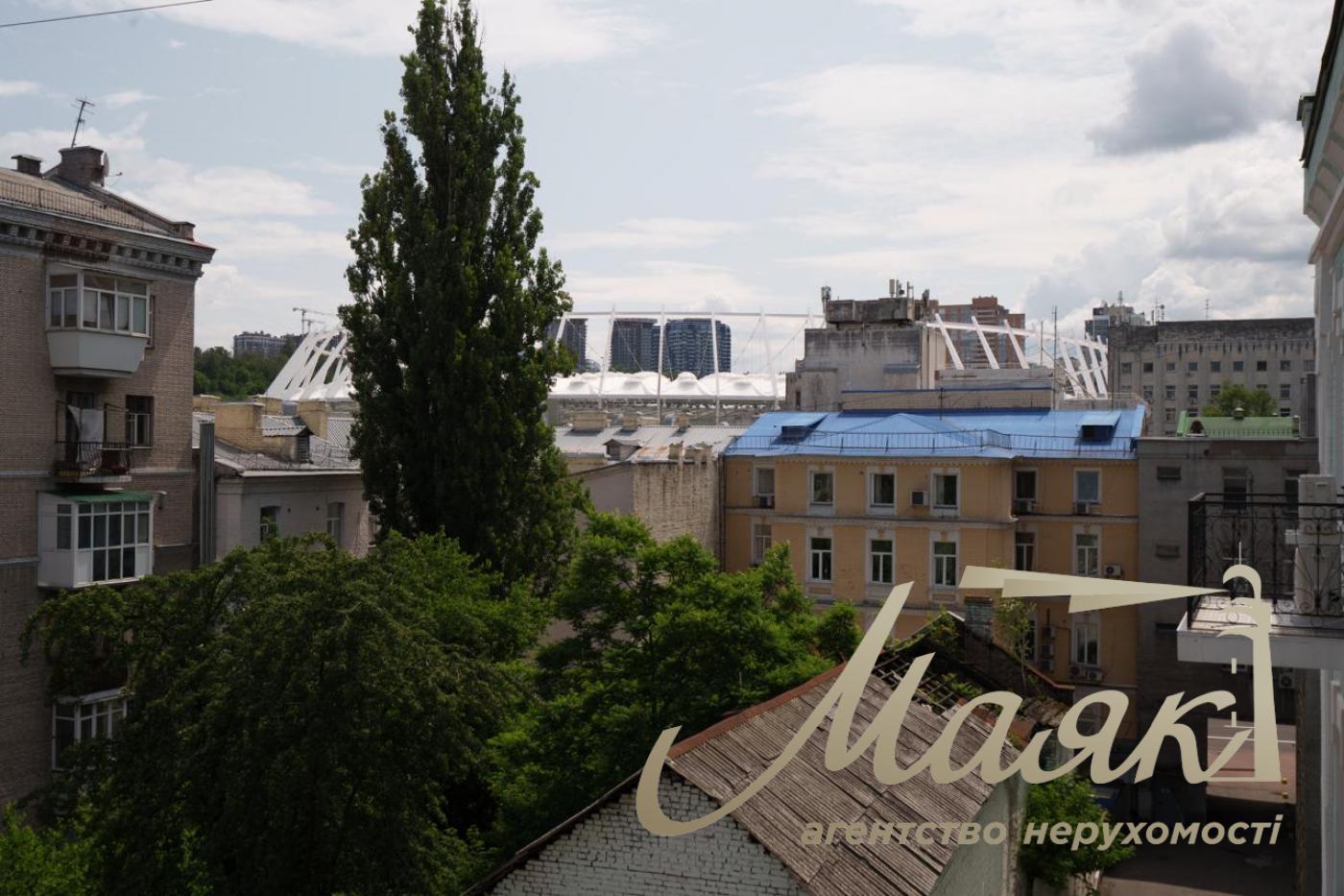 Office for rent in the Center m. Palace of Sports, Esplanadnaya str.