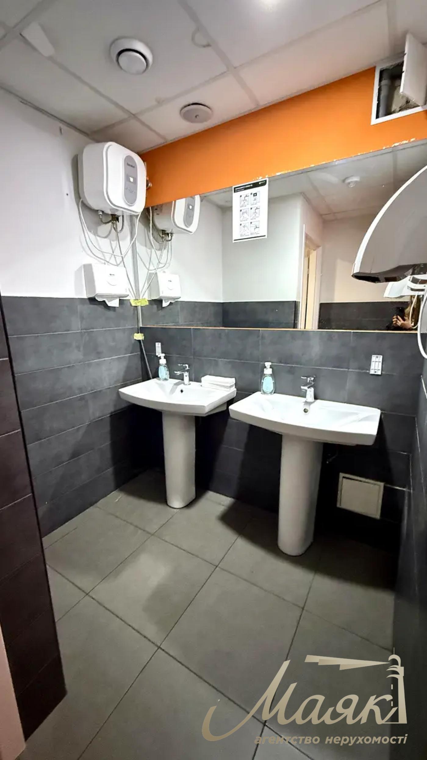 Оренда офісу 740 м.кв. Контрактова площа