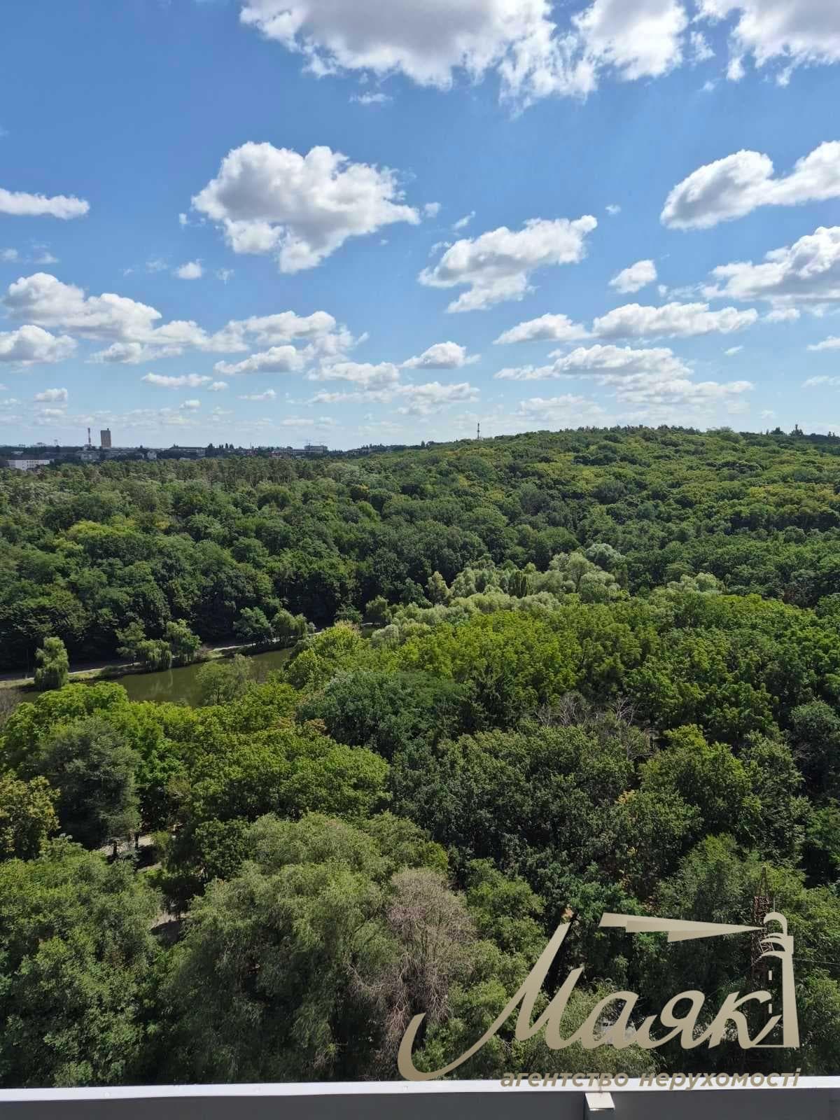 Продаж 3-кімнатної квартири з гарним видом площею 116,4 м² у ЖК «White Lines», Голосіївський район