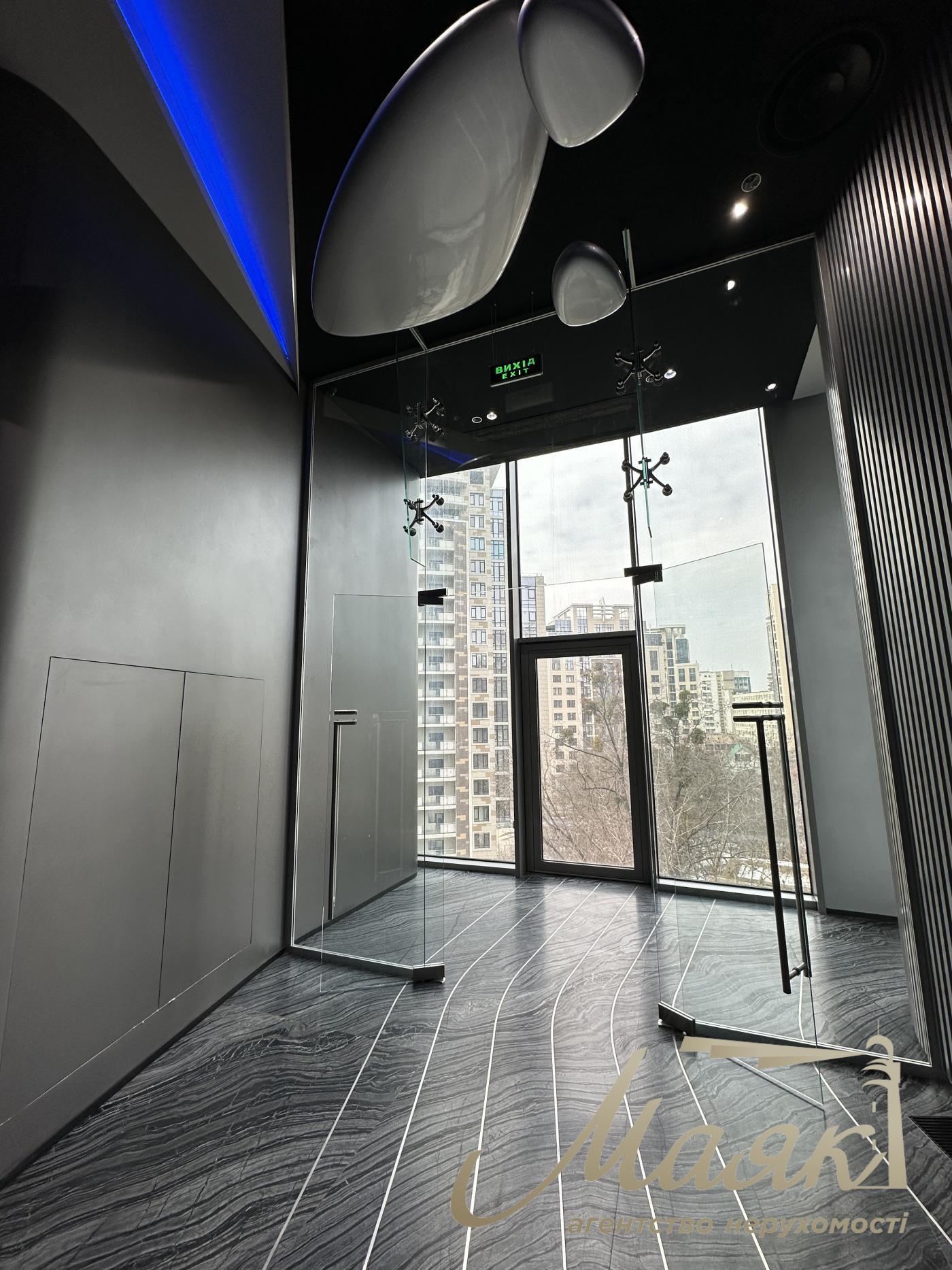 Оренда видового пентхауса в ЖК Taryan Towers, вул. Патріса Лумумби, 12
