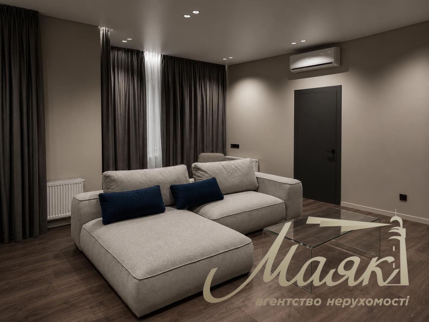 Оренда 4-кімнатної квартири в ЖК "Новопечерські Липки", 132м², вул. Андрія Верхогляда 19-А, Київ