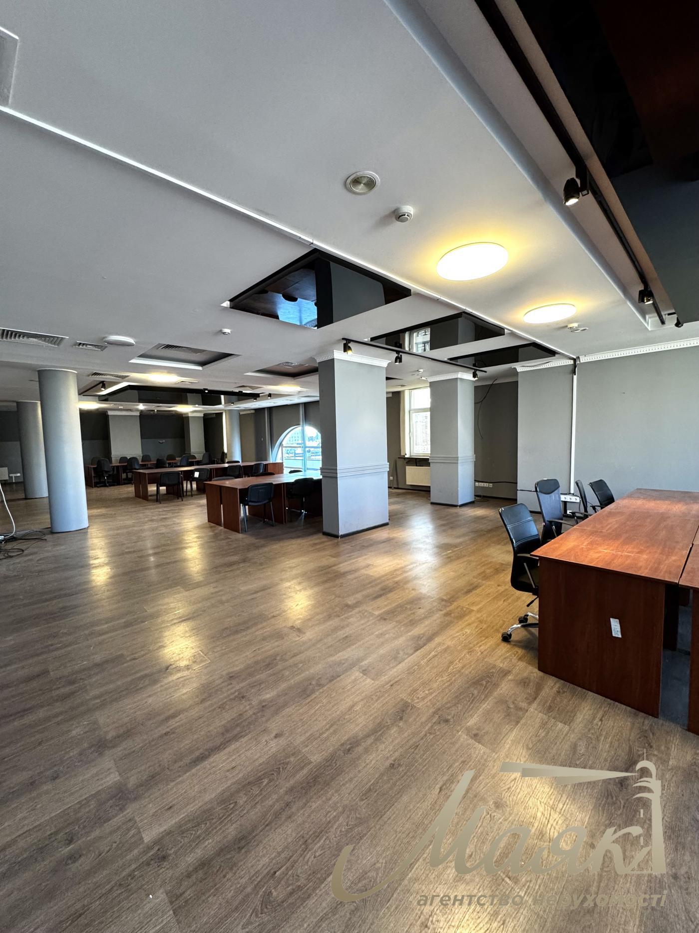 Rent of open-space office 420 sq.m. Business center Sapphire | Pechersk