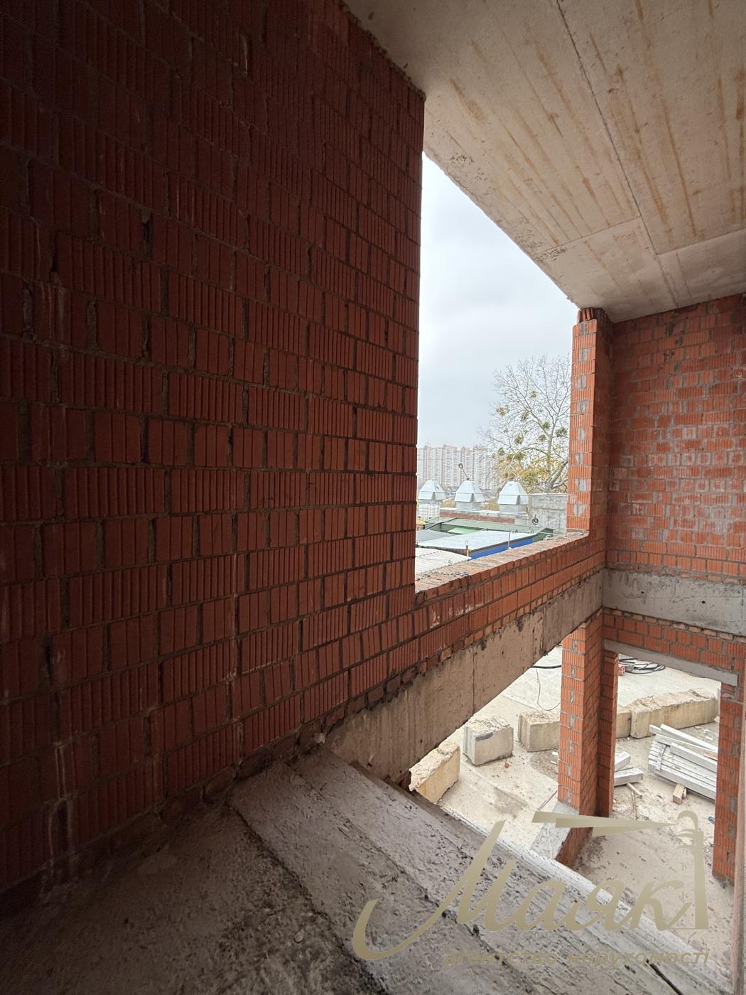 Продажа комерческого помещения в ЖК Нордика/Nordika, Железнодорожное шоссе 45А, Печерск, Киев