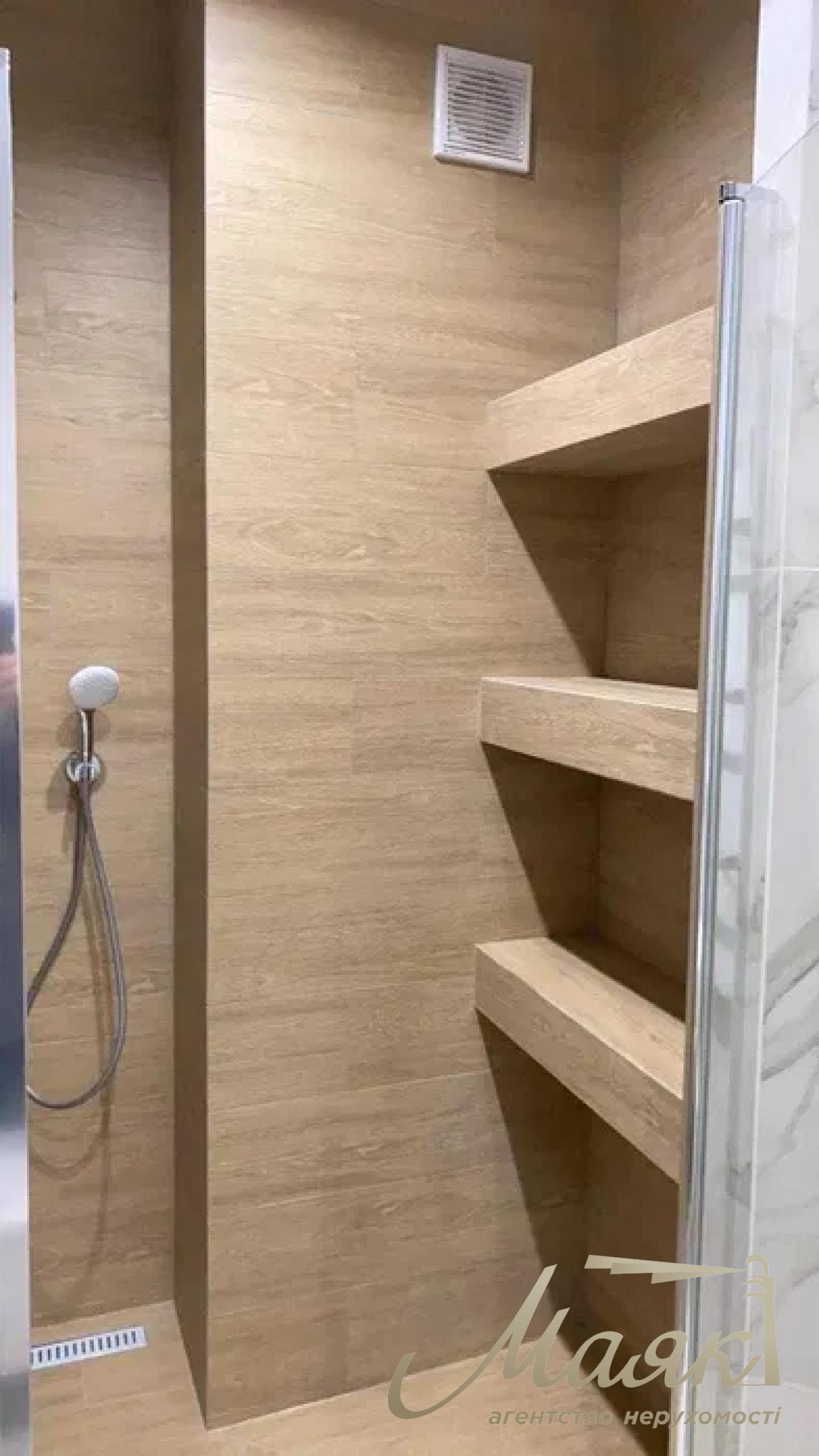 Оренда 3-кімнатної квартири в ЖК Ярославів Град, 82м², Львівська площа, Центр, Київ