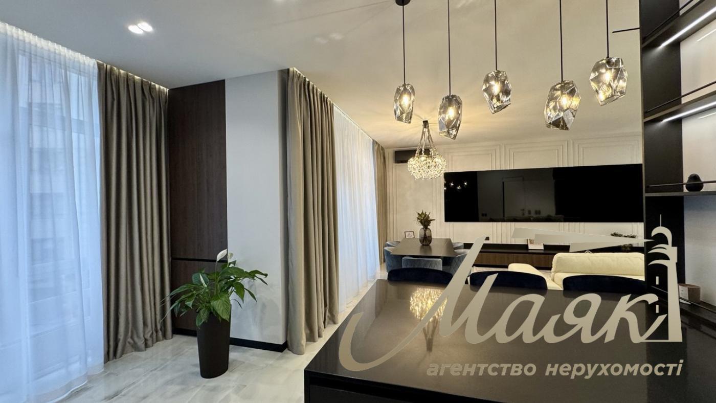 Продажа 3к квартиры 114 м2, ЖК Бульвар фонтанов, Печерск, Киев