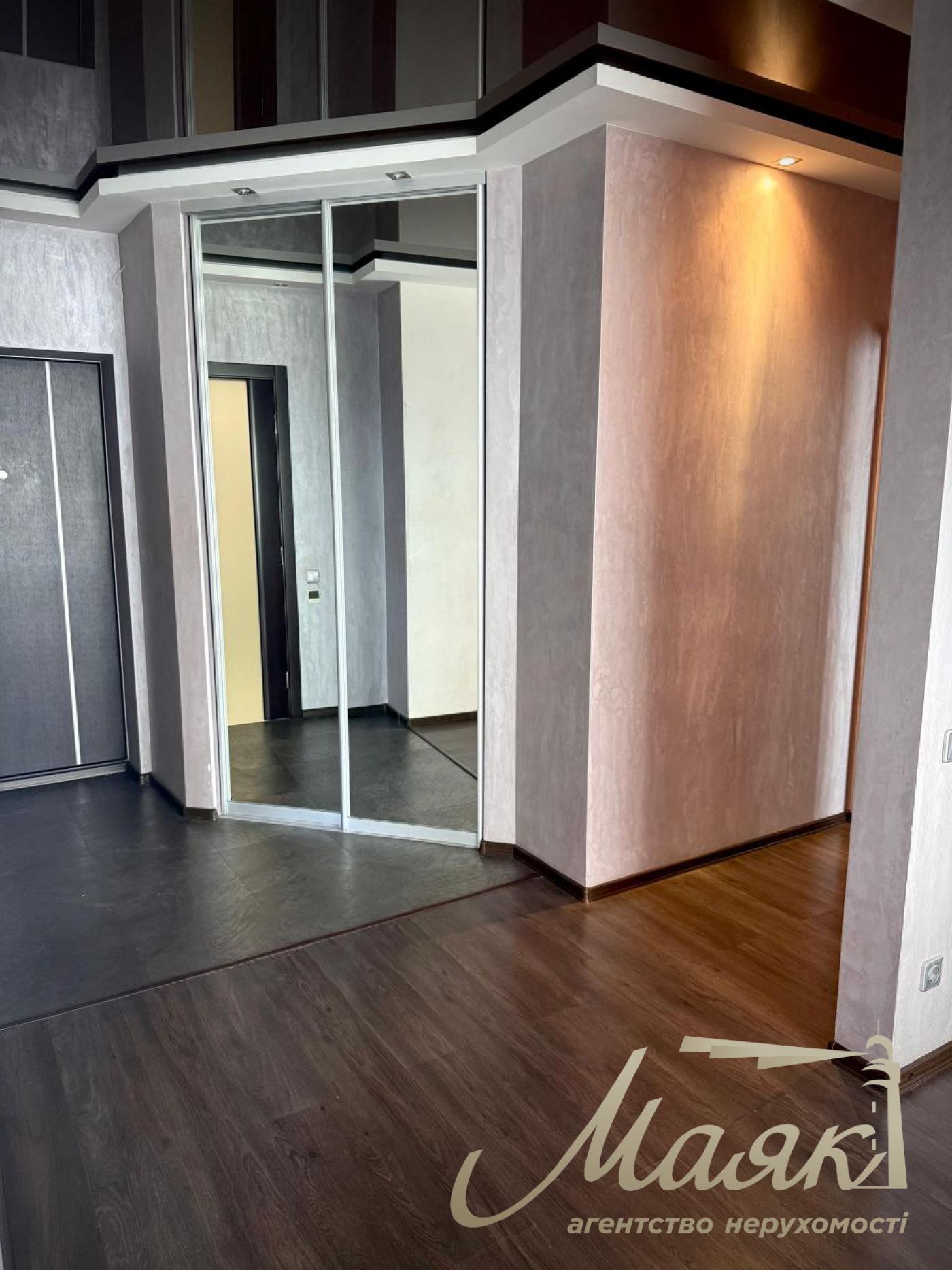 Rent 2k apartment in LCD Silver Breez, Dniprovska embankment 1