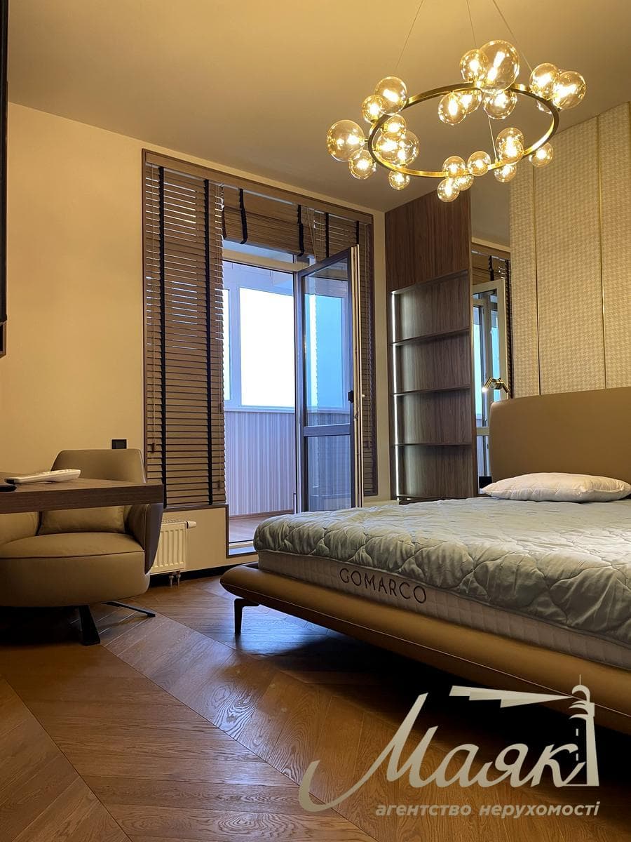 Продаж 2-кімнатної квартири площею 50 м² у ЖК «Новопечерські Липки», вул. Андрія Верхогляда (Михайла Драгомирова), 3