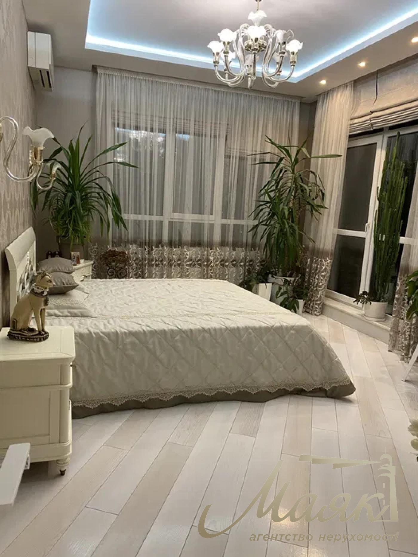 Аренда 3-к квартиры ЖК Централ Парк, Печерский р-н