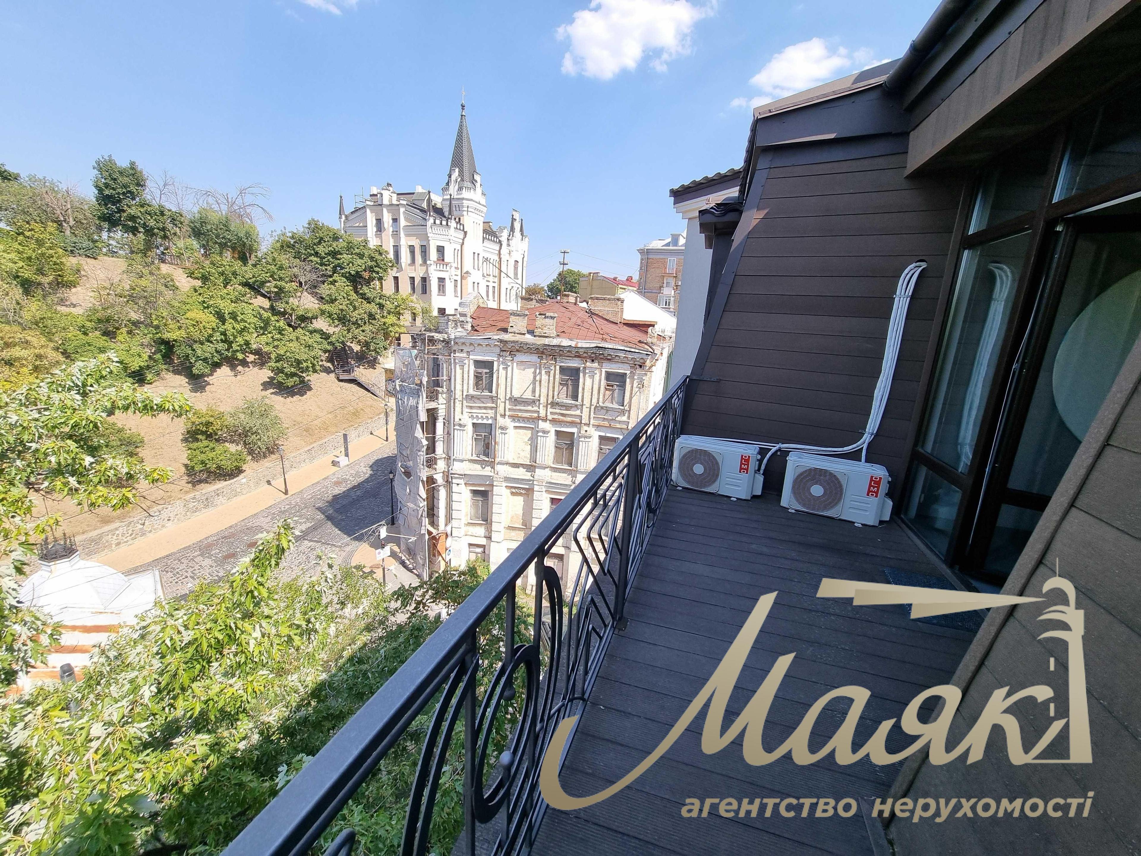 Rent office 350 sq.m. on Podil, Vozdvizhenska street 51A