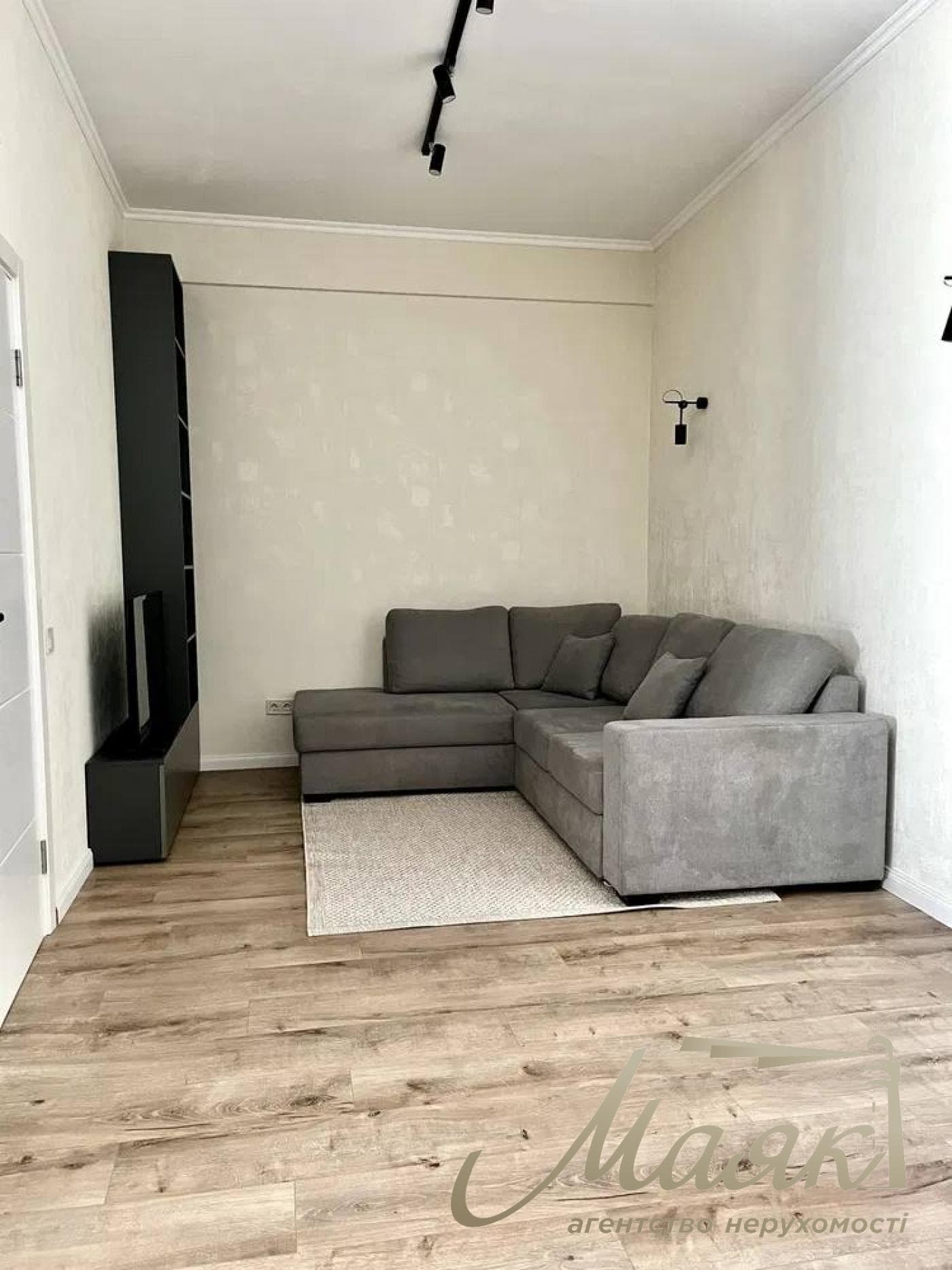 Аренда 1-комнатной квартиры 55м2 ЖК Альтер Эго Лабораторний переулок, 7