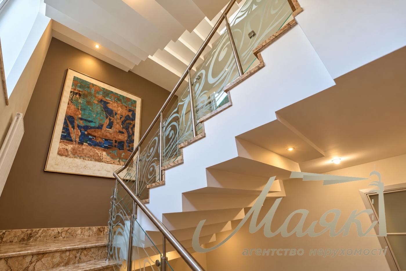 Luxury House for Rent (1,252 m²) in Staryi Bezradychi | 6.49 hectares | Spa | Pool | Gated Community | Solnechnaya St., Kyiv Oblast, Obukhiv District