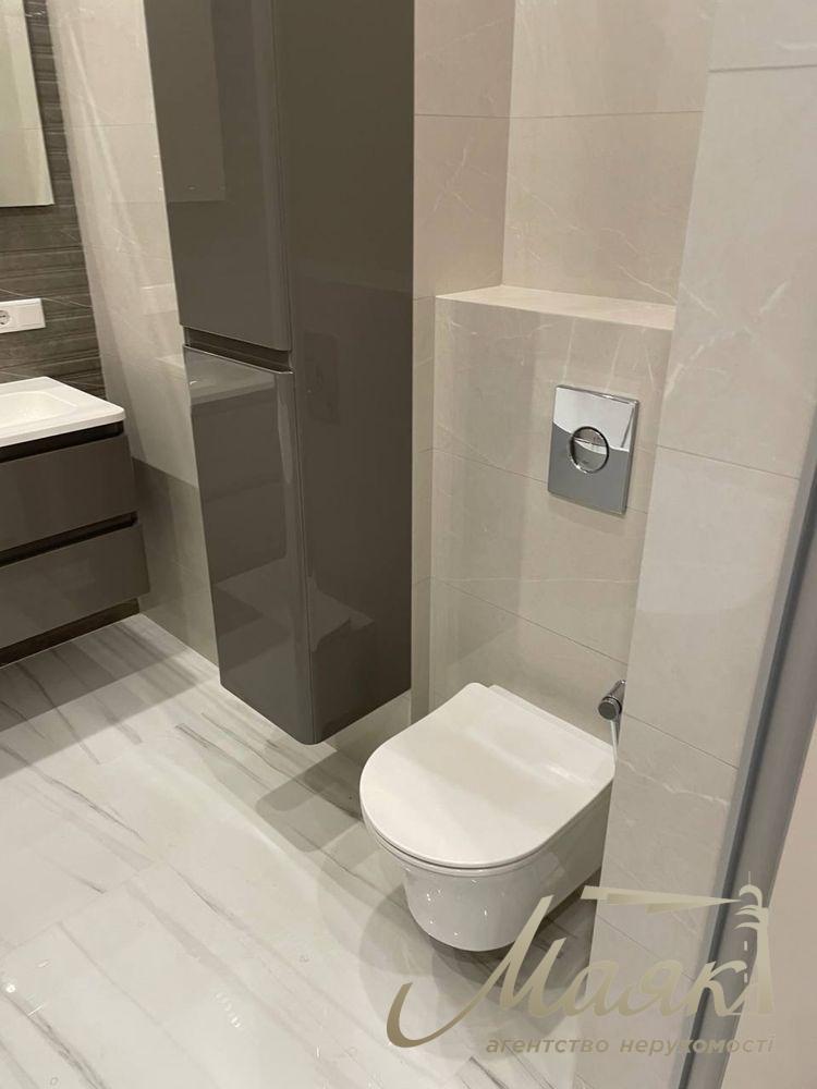 Продажа 2-комнатной квартиры ЖК Новопечерские липки, ул. А.Верхогляда/Драгомирова,15Б, Печерский район, Киев