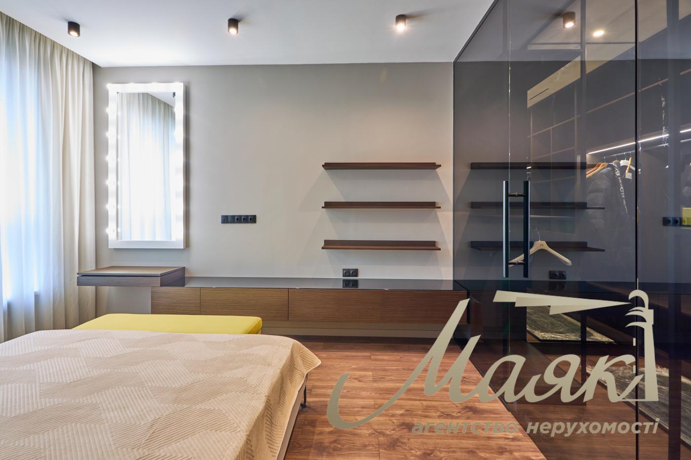 Rent 3 bedroom apartment in LCD Jack House, Lesya Ukrainka boulevard, 7v, Pecherskiy district, Kiev