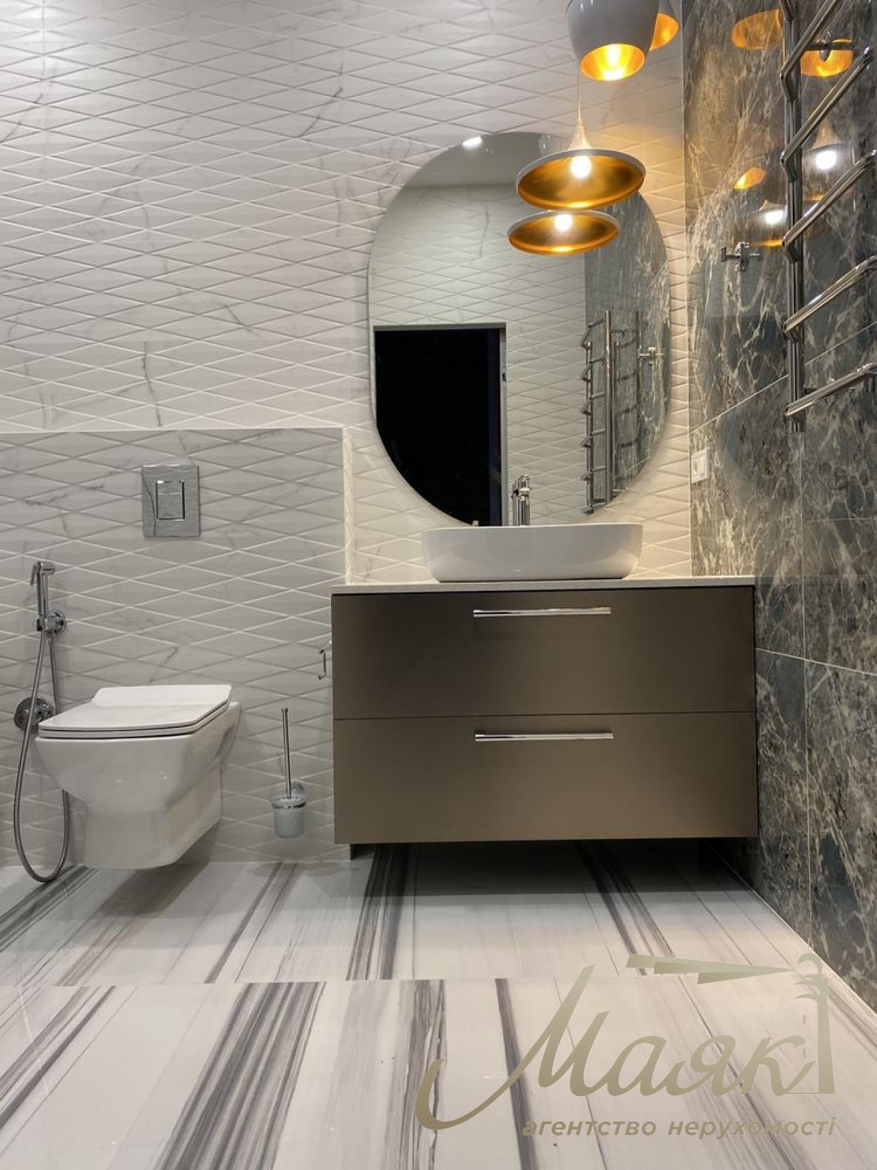 Продаж 2-к квартири з дизайнерським ремонтом в ЖК DELMAR вул.Драгомирова