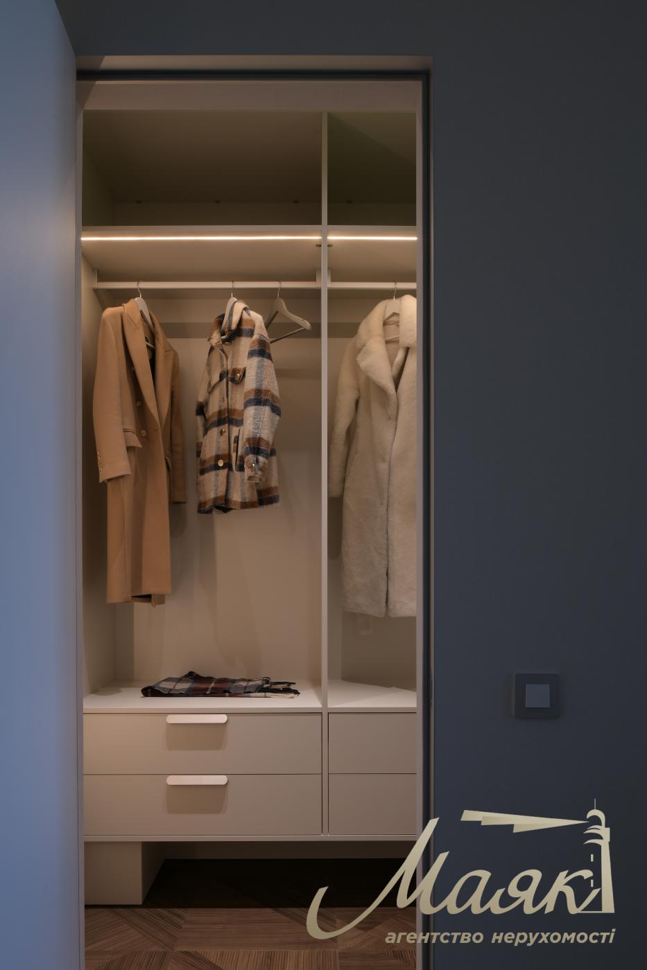 Продаж 2-х кімнатної квартири в ЖК Новопечерська Вежа