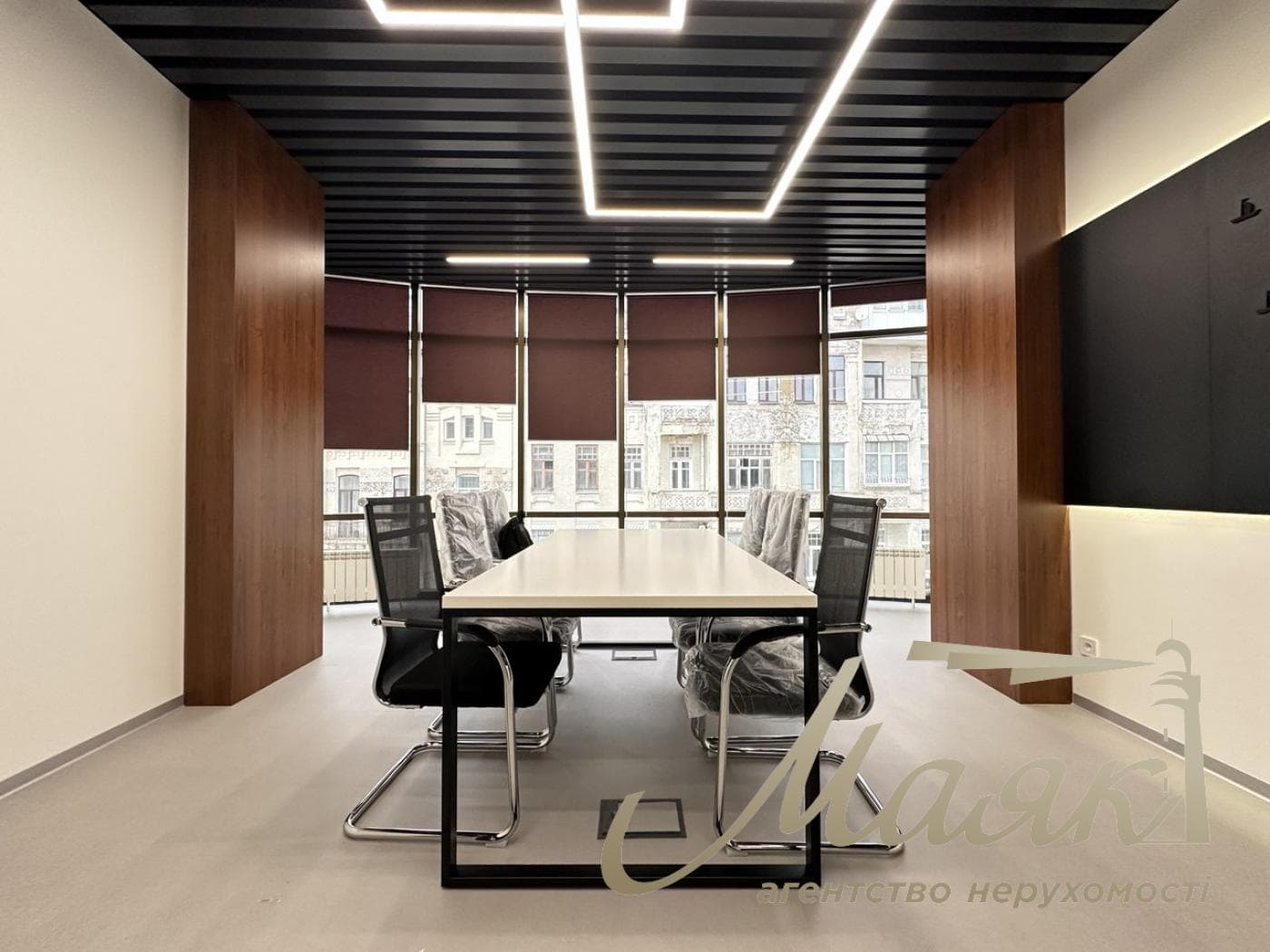 Office for sale 400 m², Kiev