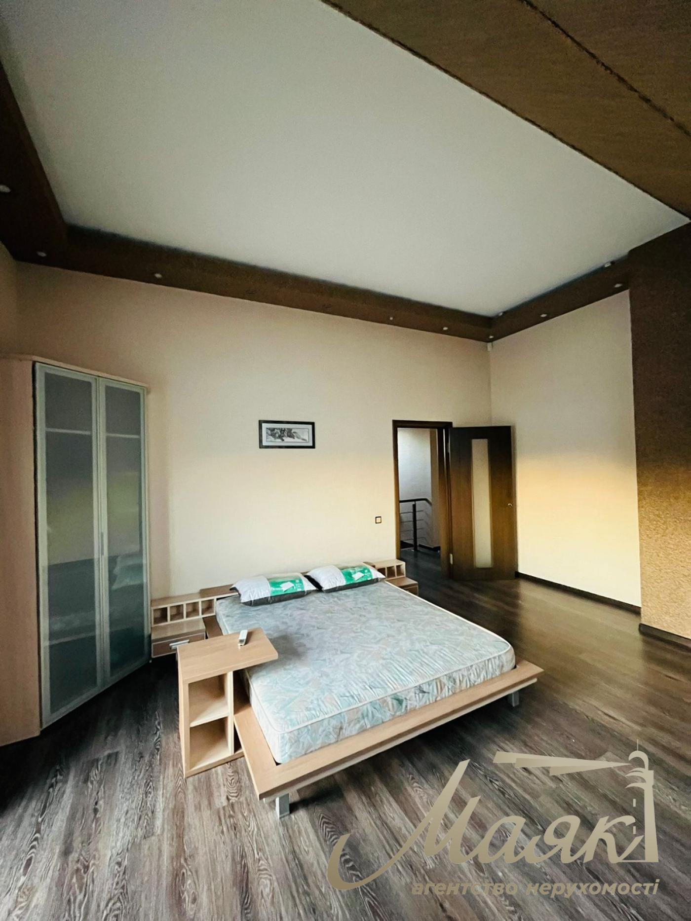 Rent a house 150m2 with garage 100m2 Sofievska Borschagivka