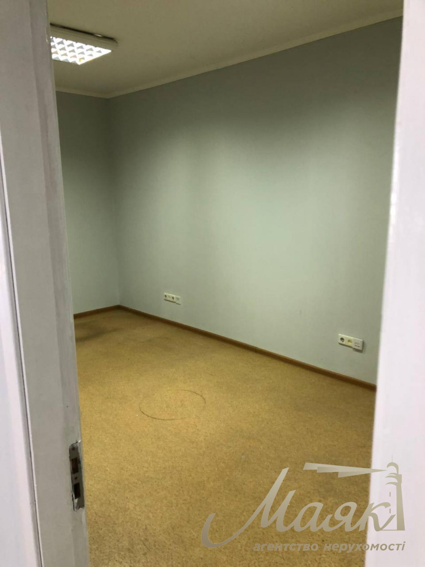 Аренда коммерческого помещения 333м2, Видубичи