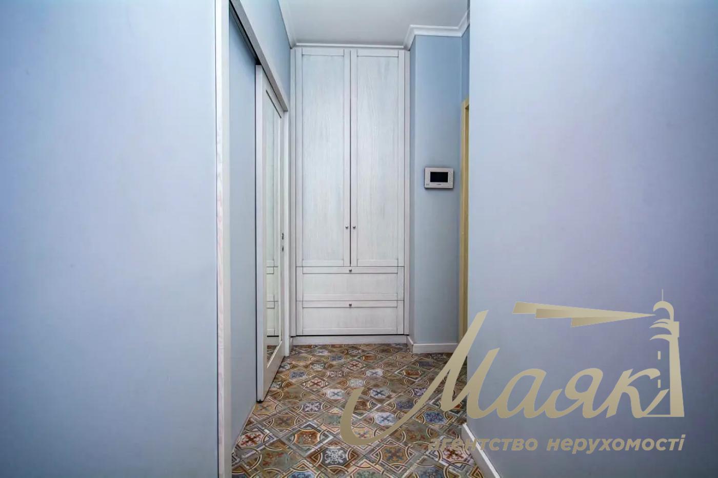 Продаж квартири 80м2 в ЖК Новопечерські Липки, вул. Верхогляда (Драгомирова), 16, Печерський район