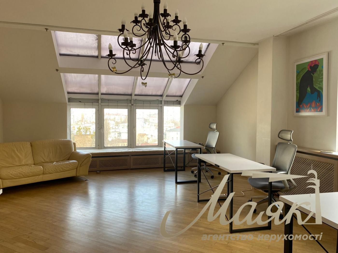 Оренда офісу 216 м2 на бульвар Тараса Шевченка, Центр