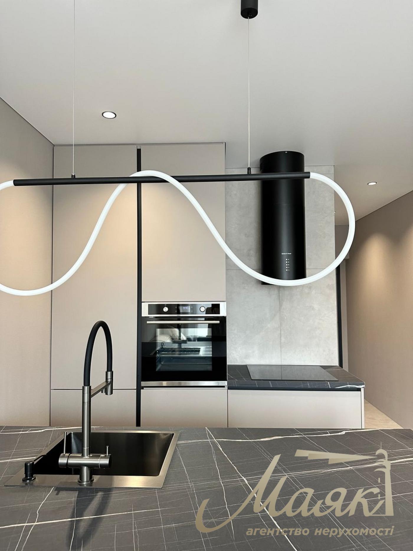 Оренда 1-кімнатної квартири 48м2 ЖК Podil Plaza вул. Глибочицька 73