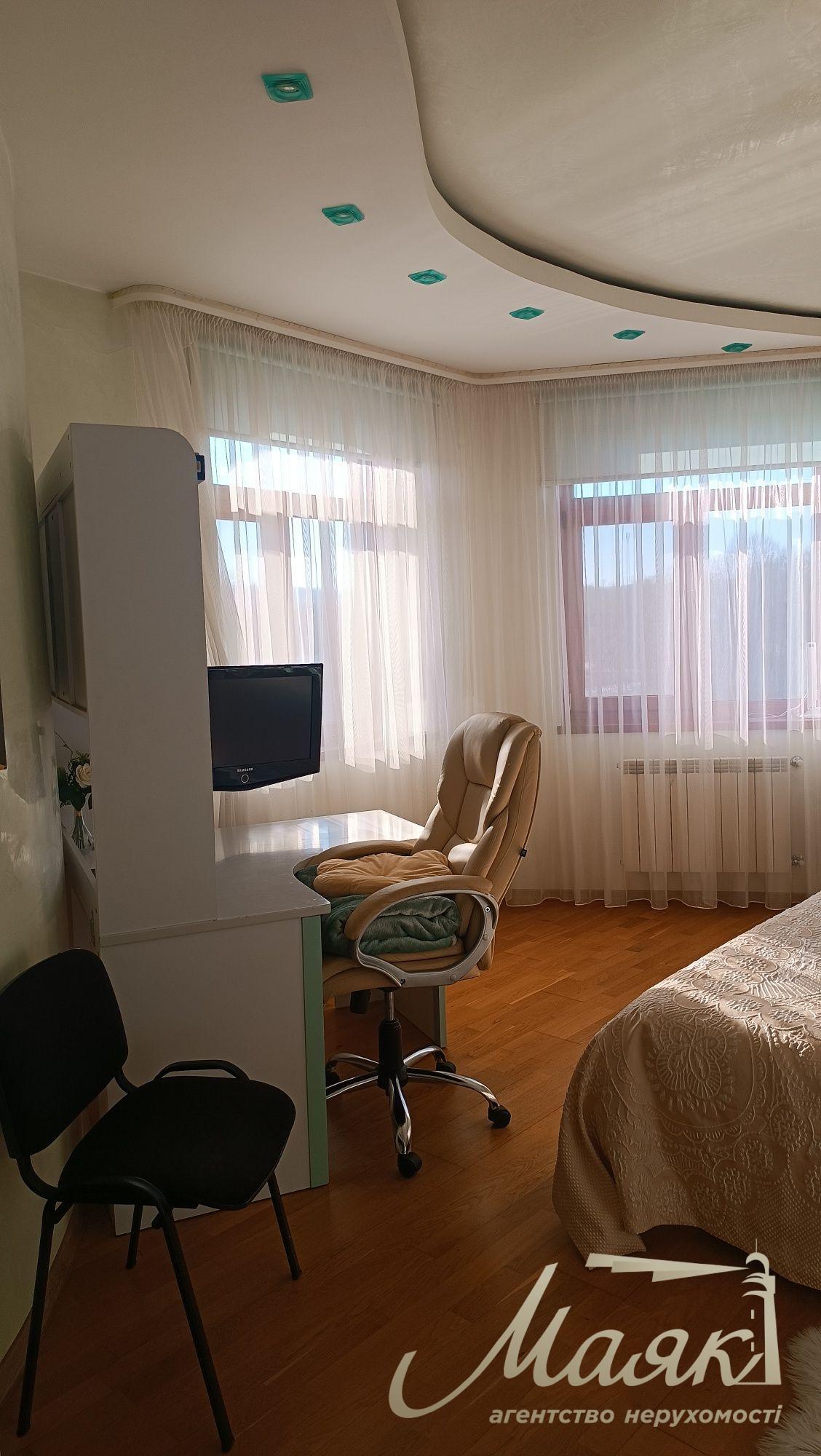 For sale house 470m2 str Brodovska with. Chapaevka / Vita-Litovska, Kyiv, Goloseevsky r-n.