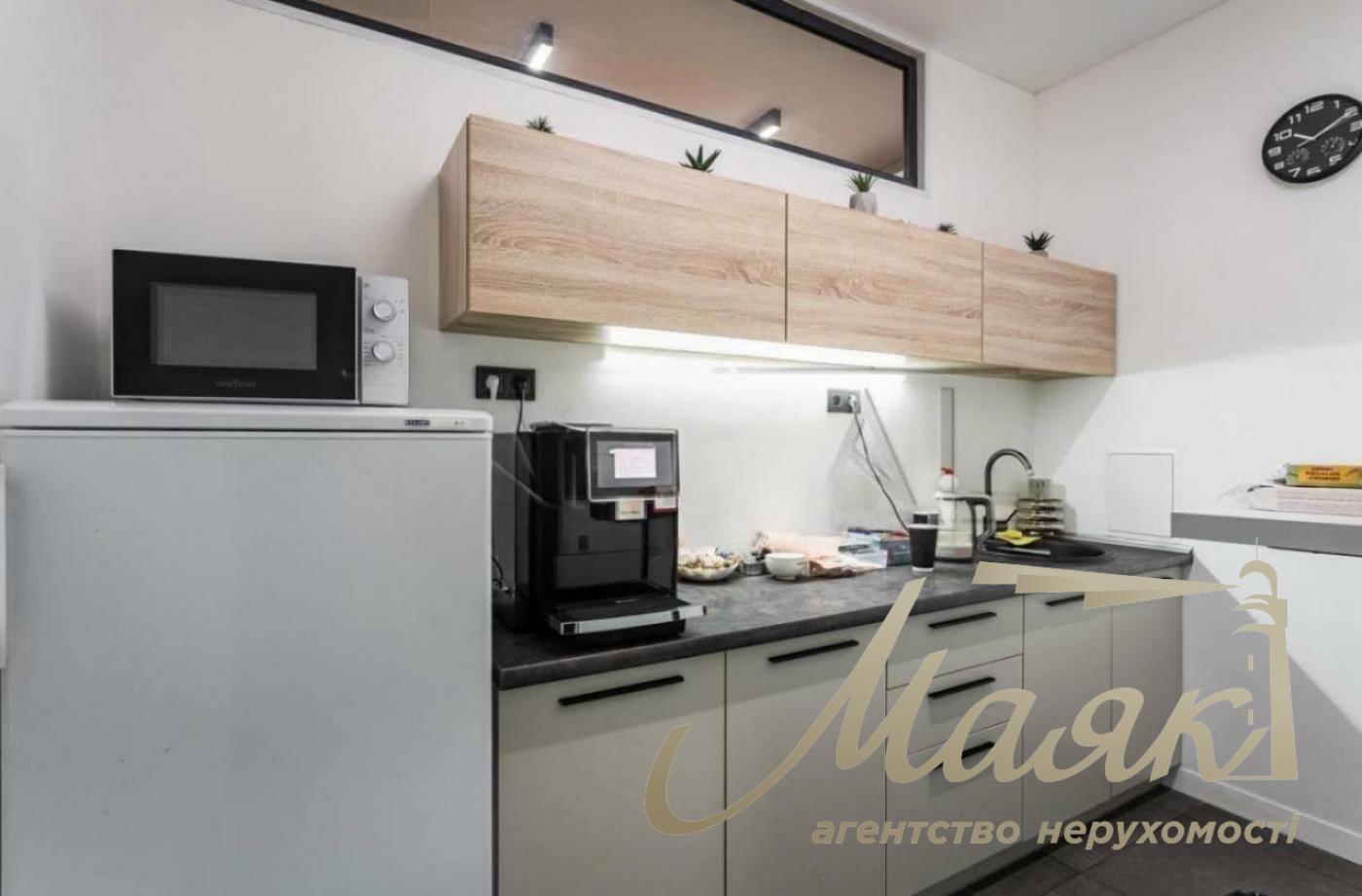 Оренда офісу 60м2 на пер.Лабораторний 22, Печерськ