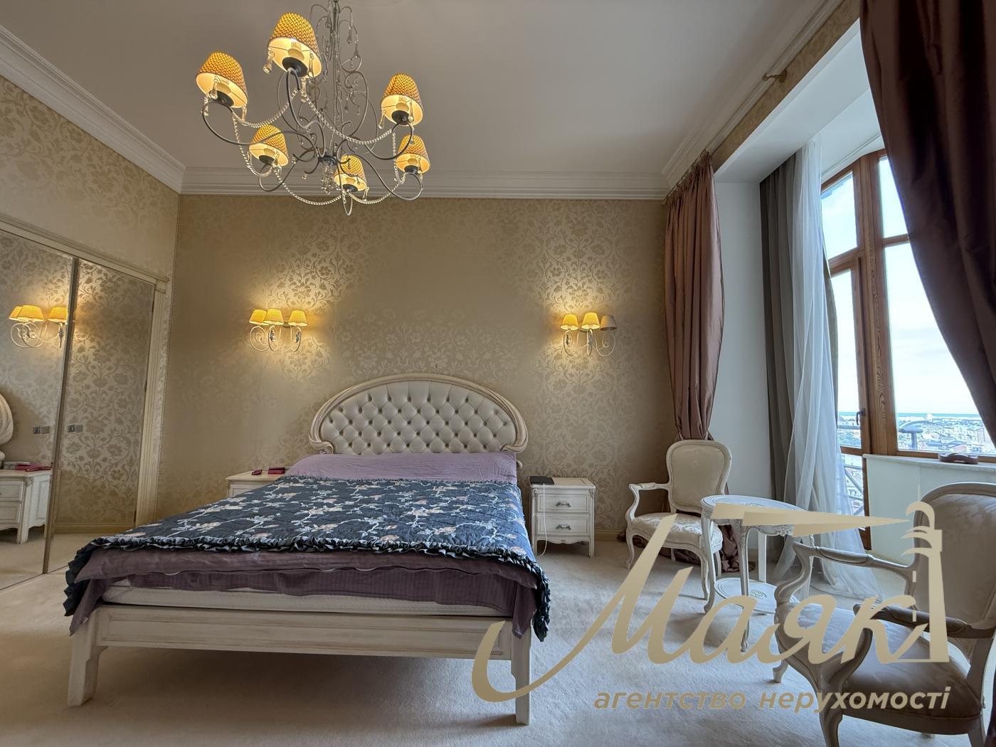 Аренда видовой 3к квартиры 245 кв. м на ул. Паторжинского 14, Центр, Шевченковский район