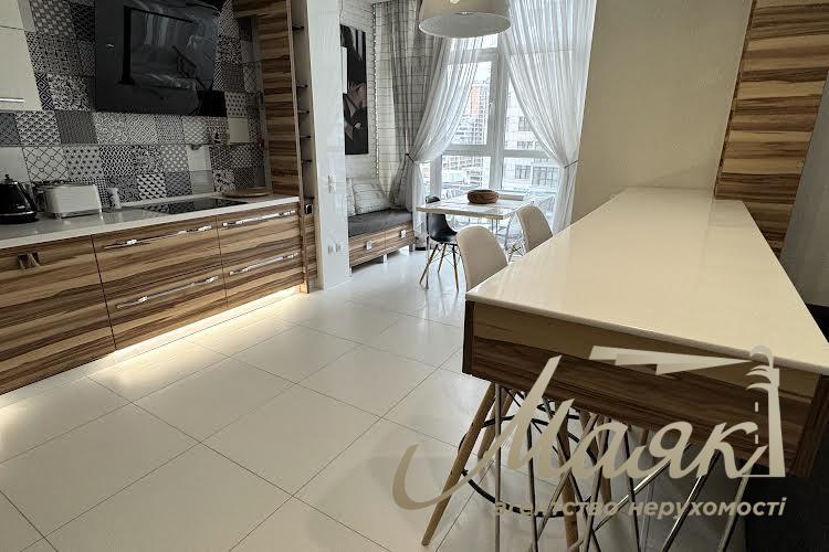 Продажа 2к квартиры 85м2 в ЖК Новопечерские липки, Андрея Верхогляда ул. (Михайла Драгомирова), 20, Печерский район, центр.