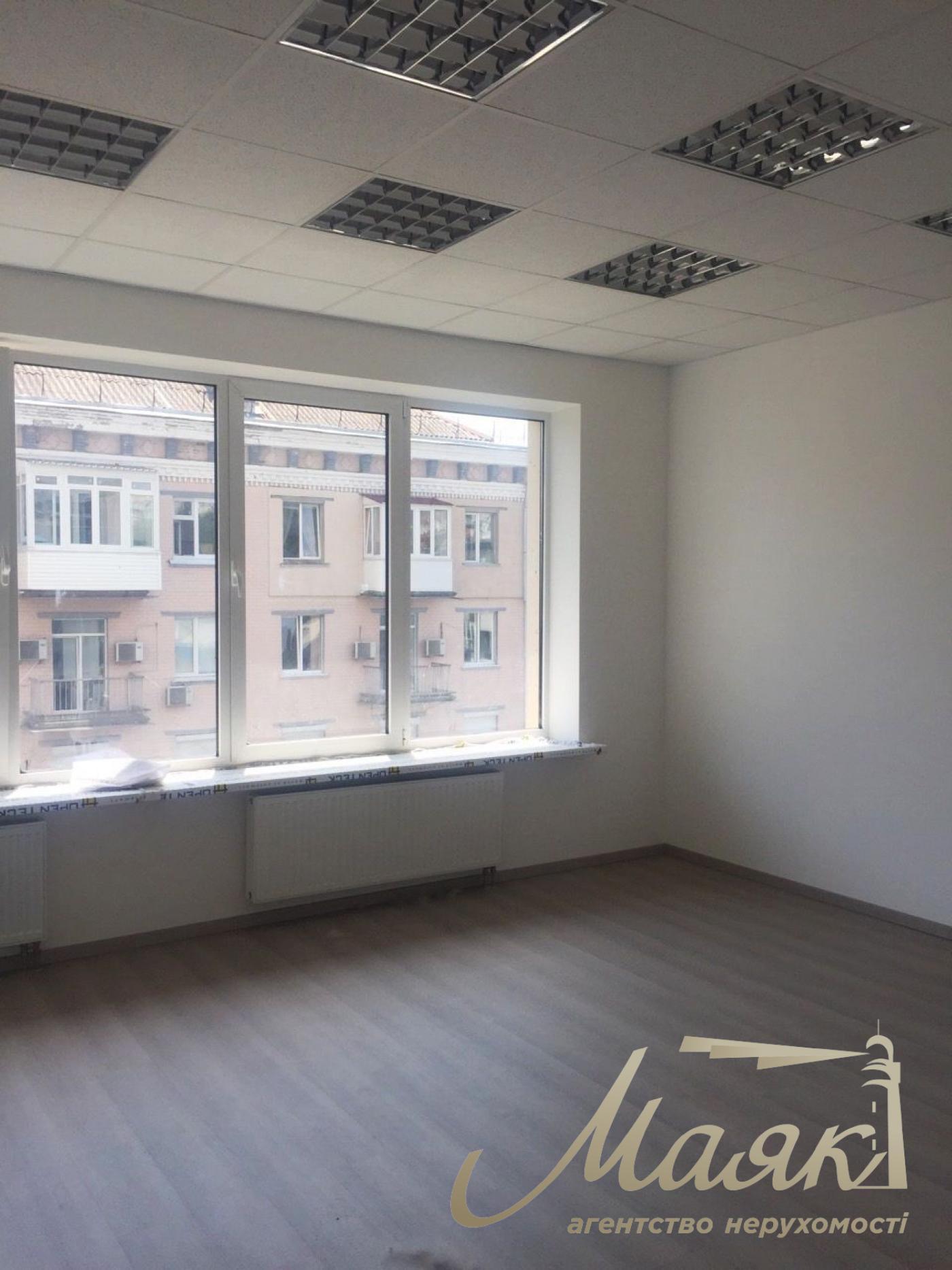 Оренда офісу 340м2 у БЦ Карнегі, вул.Кловський узвіз 7.