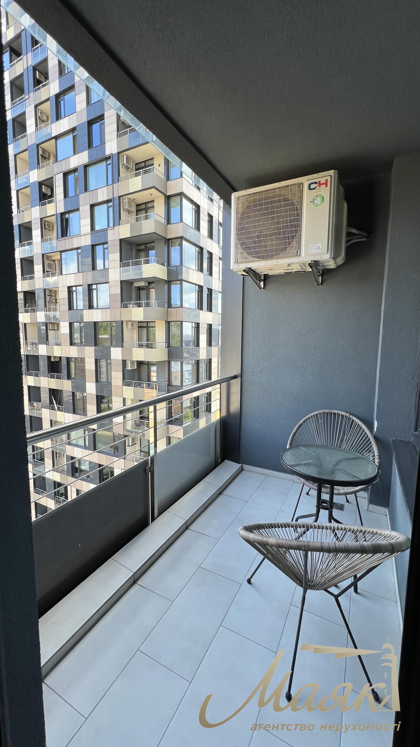 Rent 3k apartment 85m2 in elite residential complex Tetris Hall