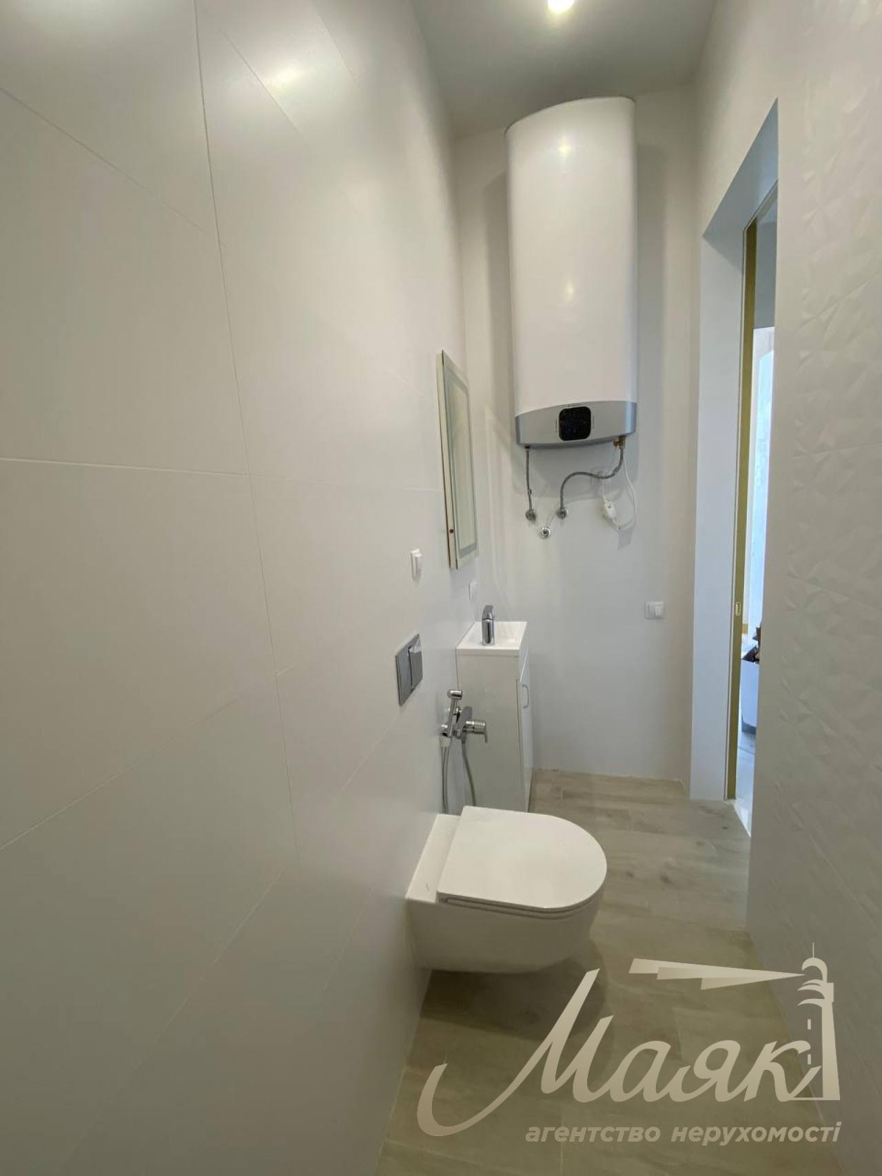 Продаж 3к квартири 97м2 з дизайнерським ремонтом у ЖК River Stone Рівер Стоун