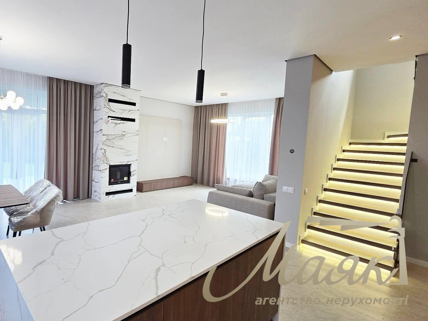 Продаж будинку в Ходосівці 196 кв.м у КТ Мануфактура