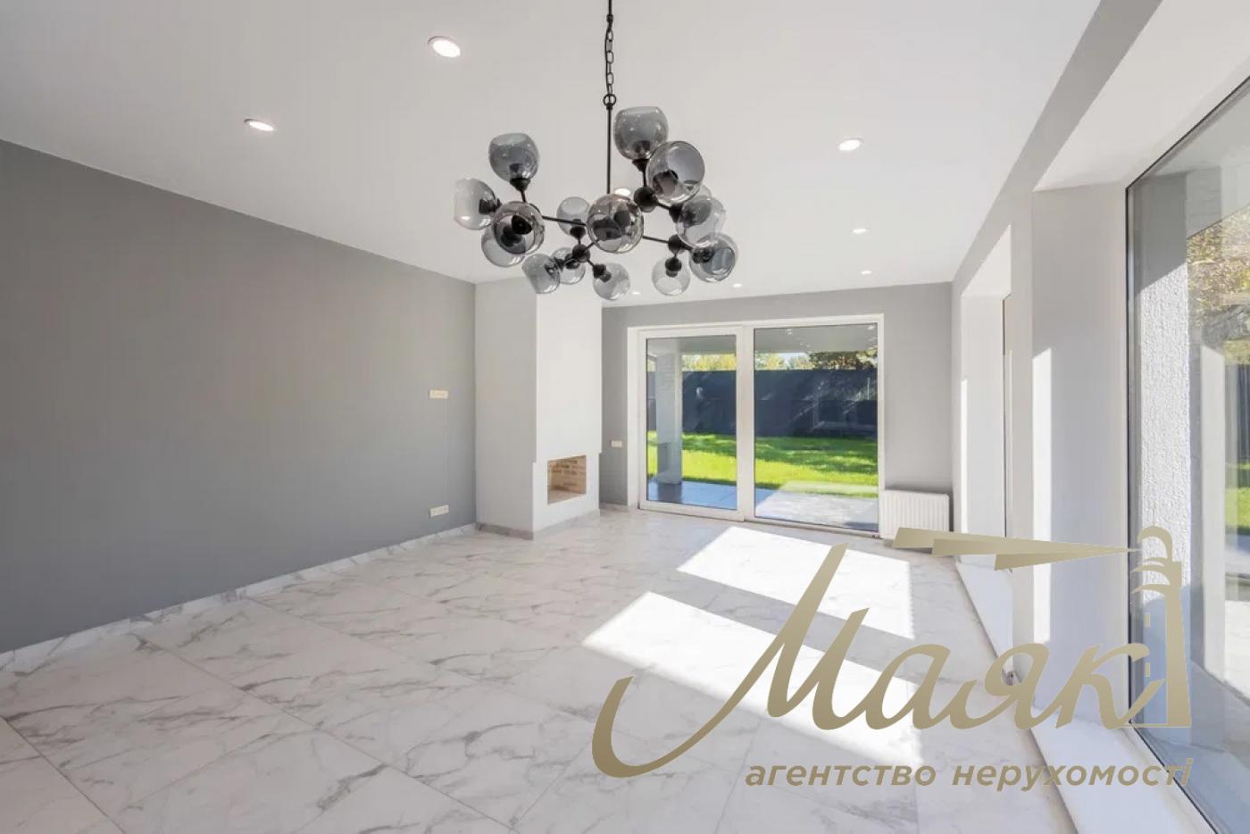 Sale of house in Kozin