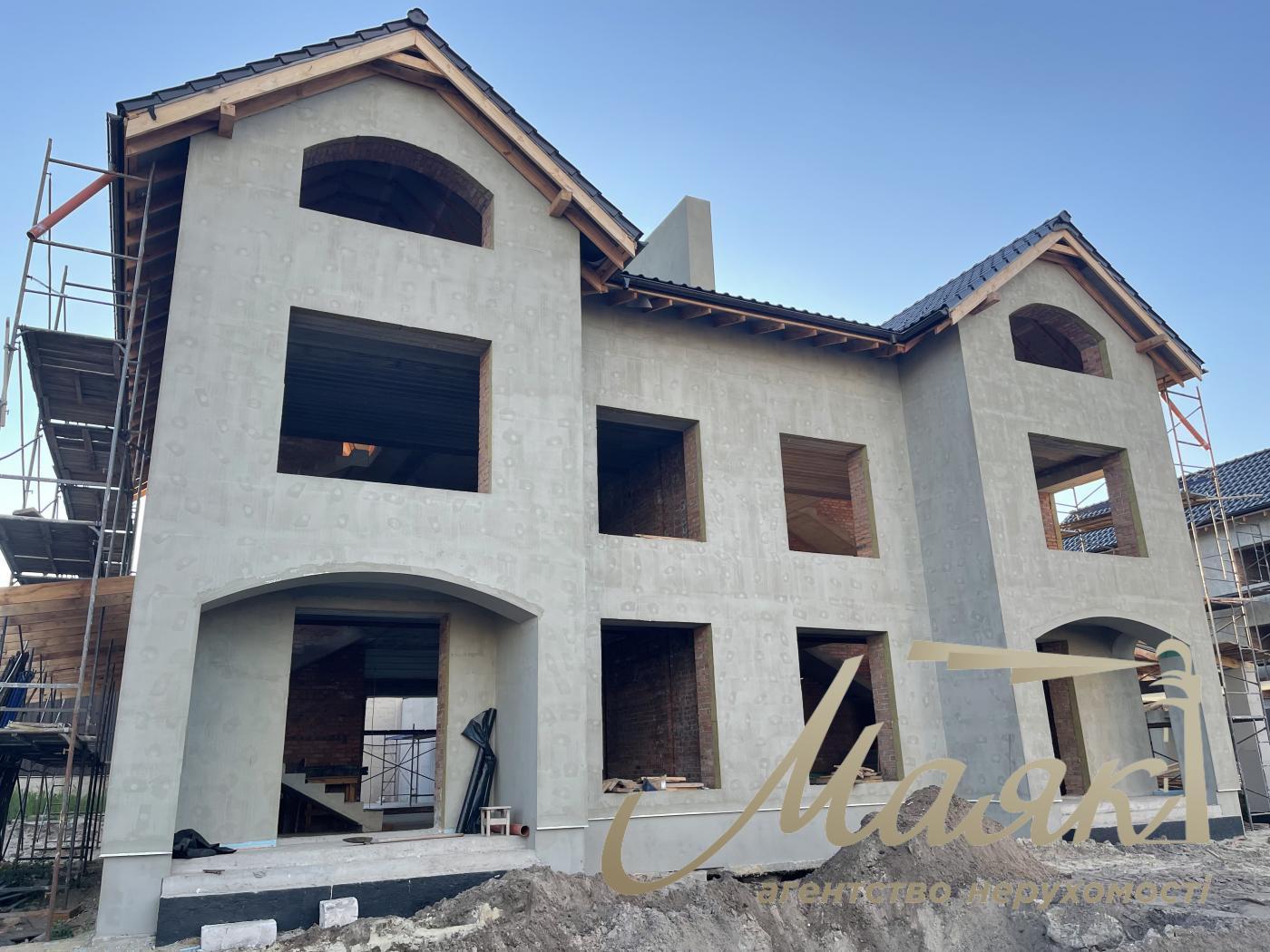 Продаж 3х-поверхового будинку вул. Бродівська, с. Чапаївка, Київ