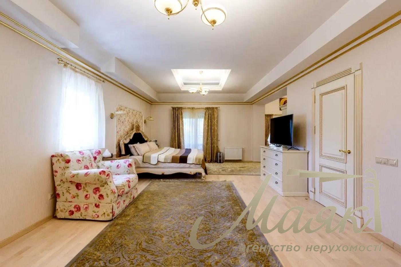 Оренда будинку в Конча-Заспі, КМ "Французьке містечко" 650 м² ділянка 30 соток вул. Лісова