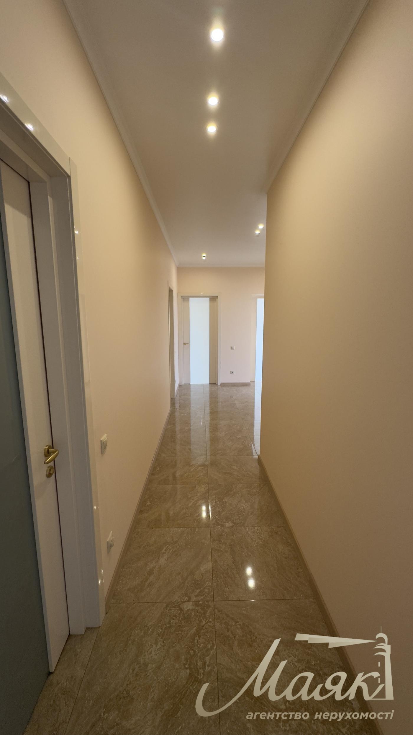 Rent office space 200m2 in the center, Klovskyi Spusk 7