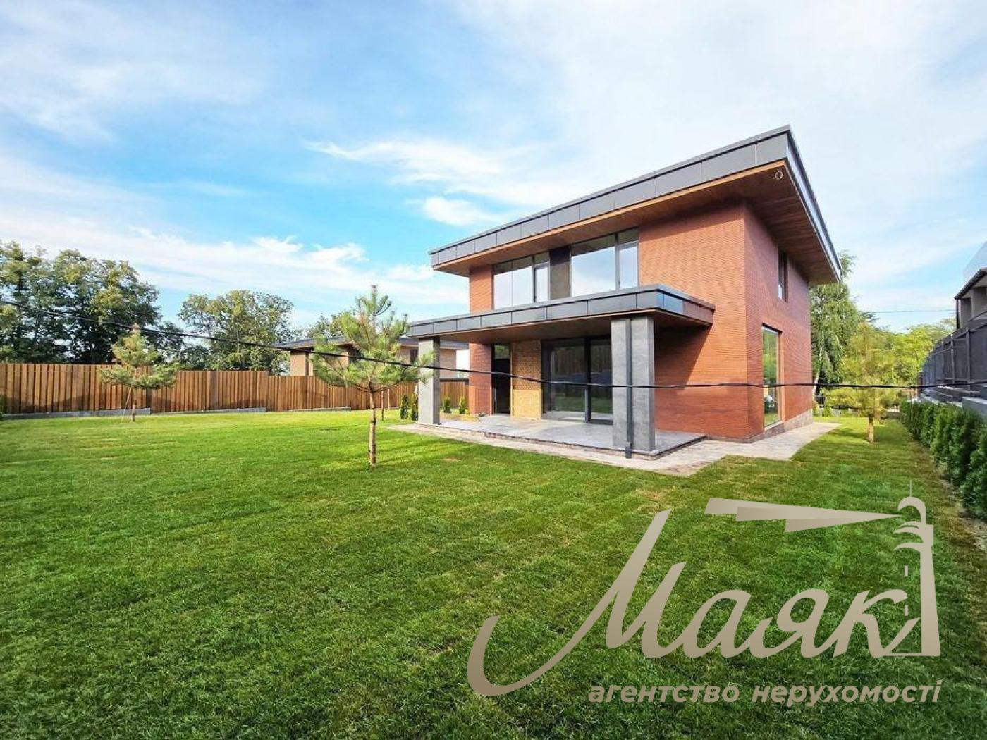 Sale of a house 220 m² in a closed KG, s. Lesniki, Obukhov district