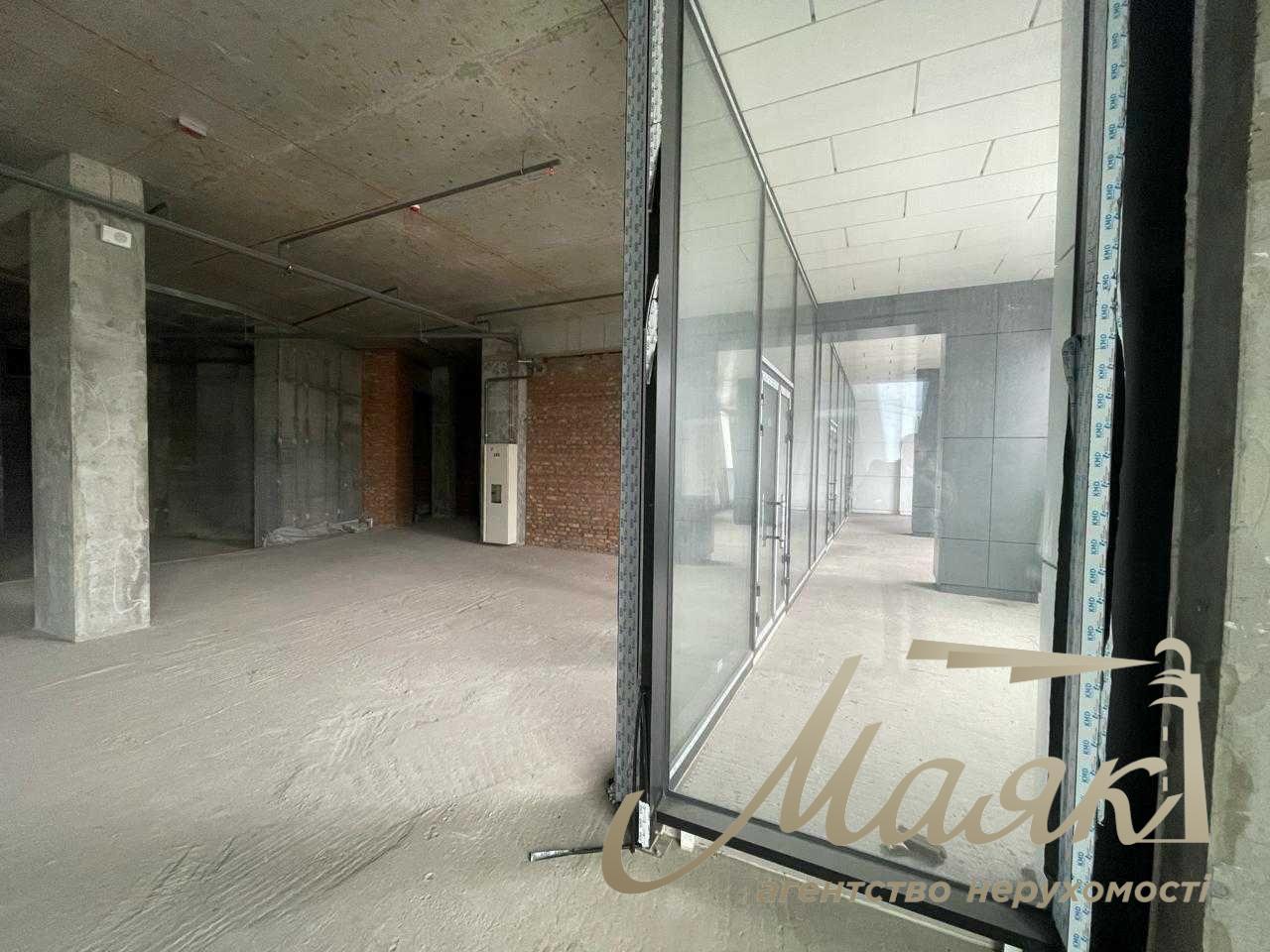 Продажа помещения 812 м² в ЖК «Manhattan City» просп. Берестейский, 11Б