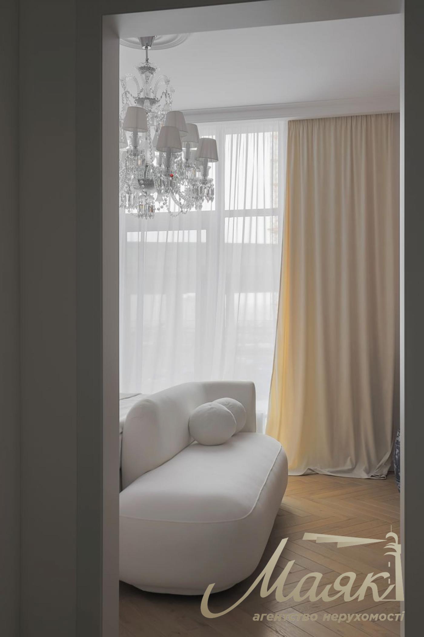 Продаж 3к квартири в ЖК Новопечерські Липки